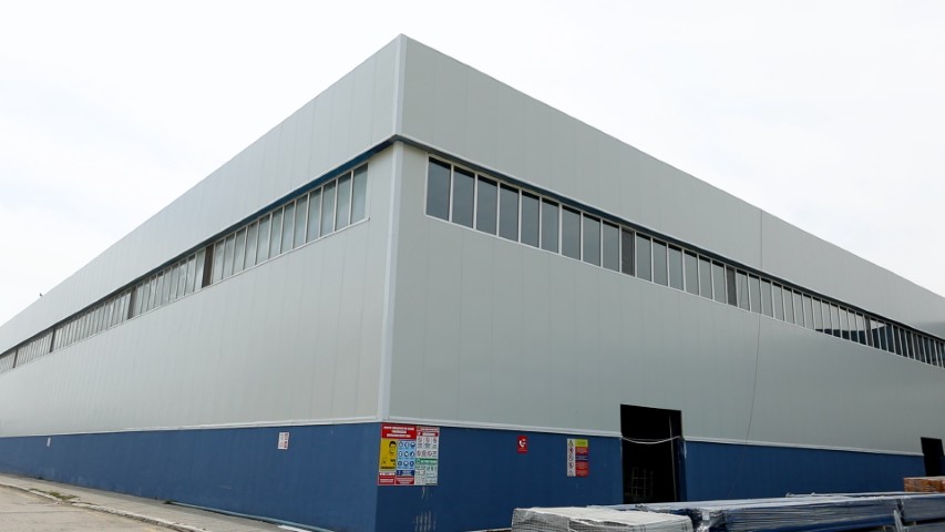 9J6A2185.00_02_36_09.Still007